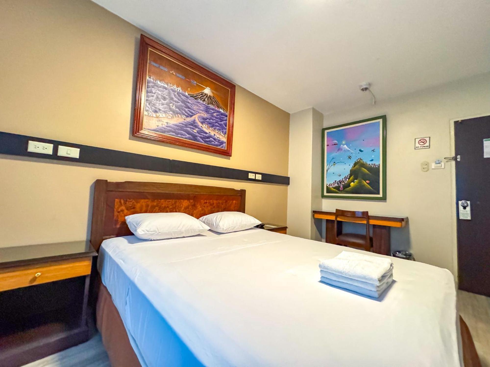 Gh Alexander Hotel Guayaquil Bagian luar foto