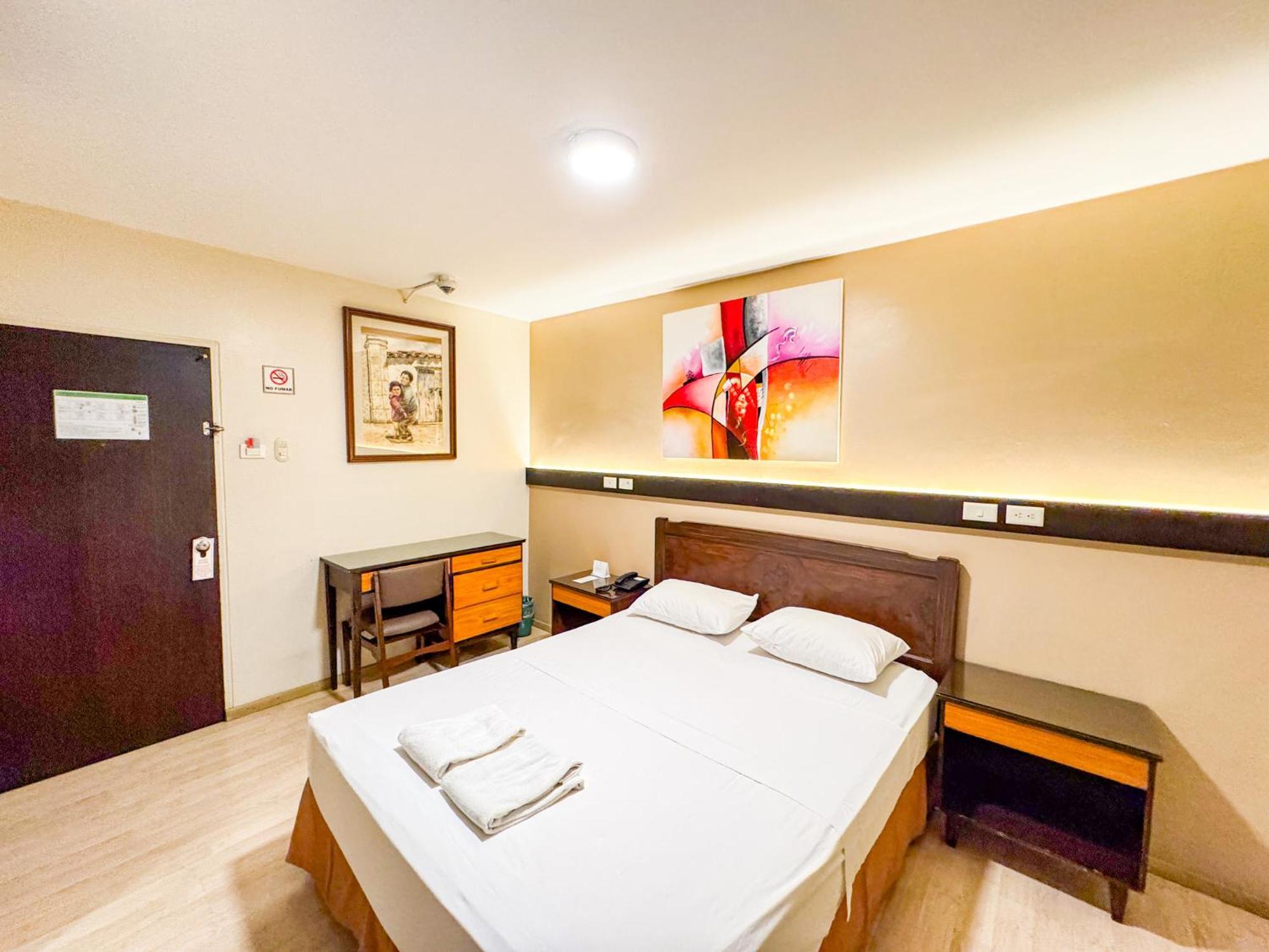 Gh Alexander Hotel Guayaquil Bagian luar foto