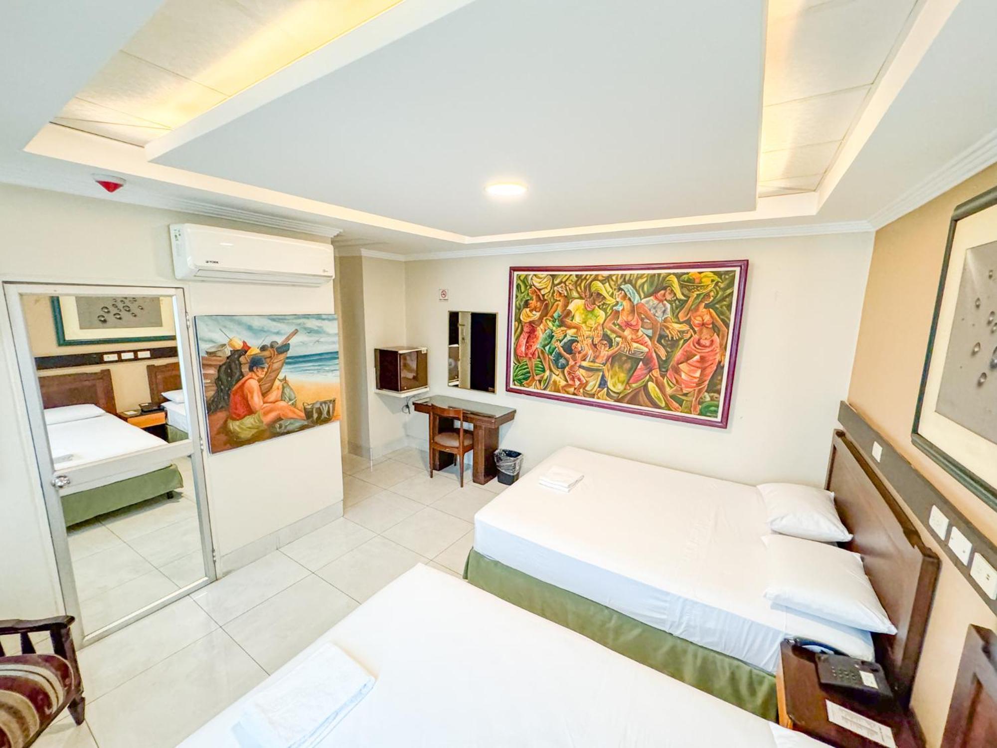 Gh Alexander Hotel Guayaquil Bagian luar foto