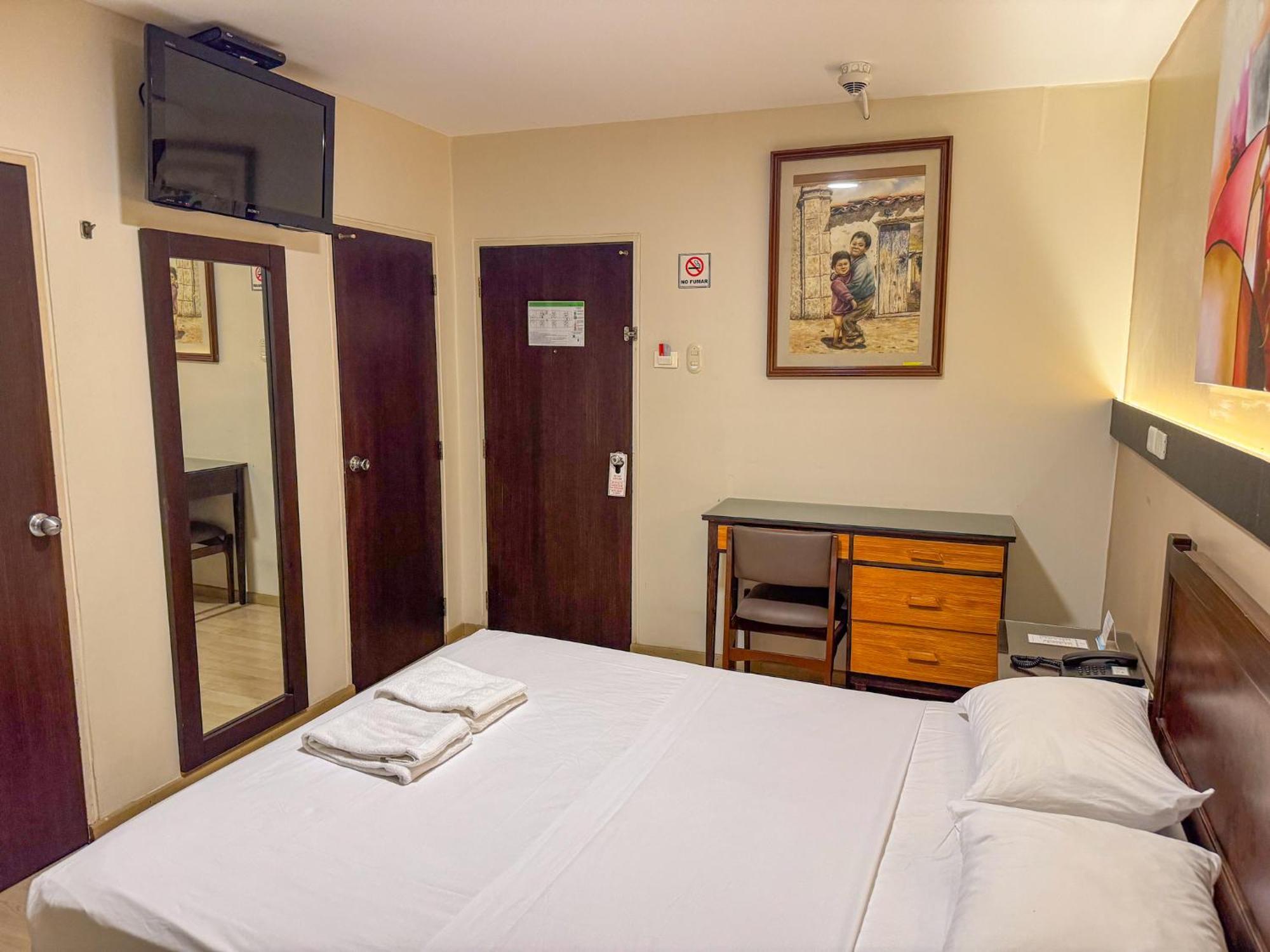 Gh Alexander Hotel Guayaquil Bagian luar foto