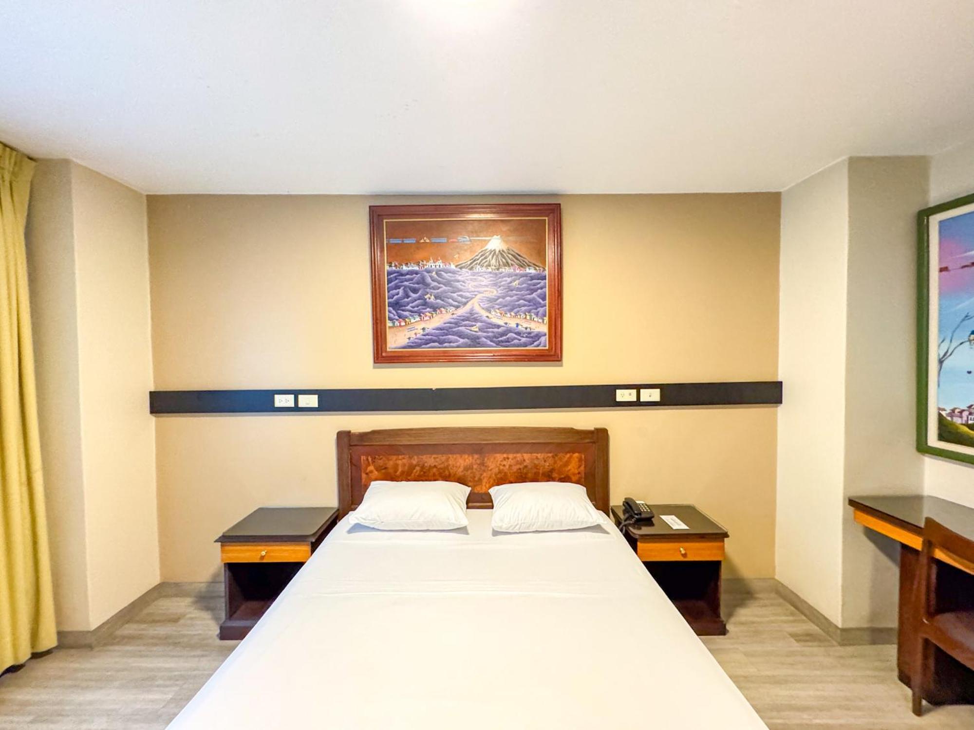 Gh Alexander Hotel Guayaquil Bagian luar foto