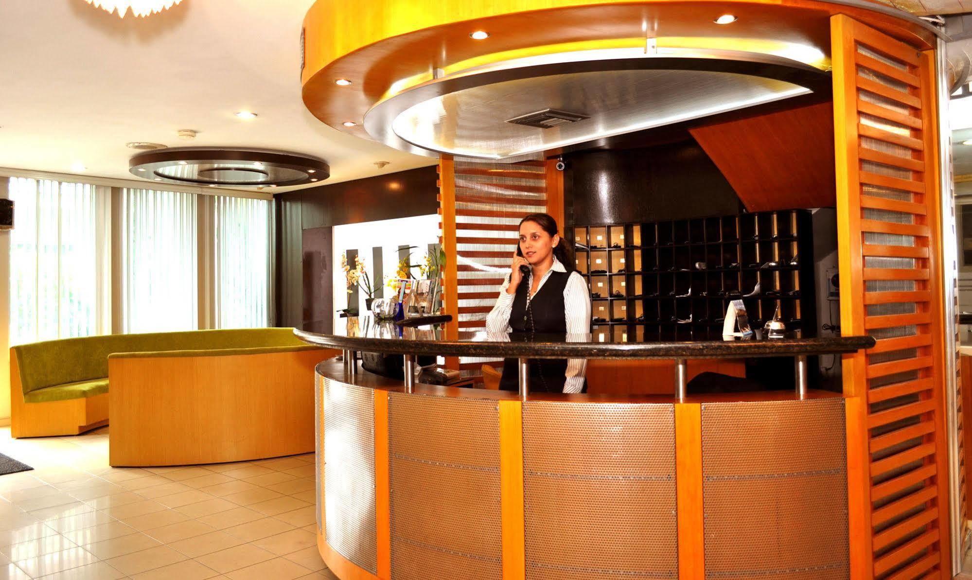 Gh Alexander Hotel Guayaquil Bagian luar foto